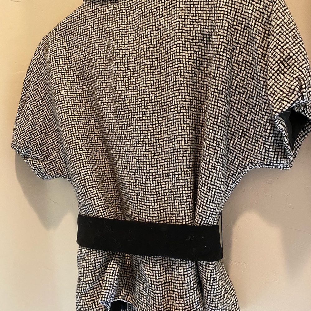 Dressy Lady Jacket - Picture 4 of 6
